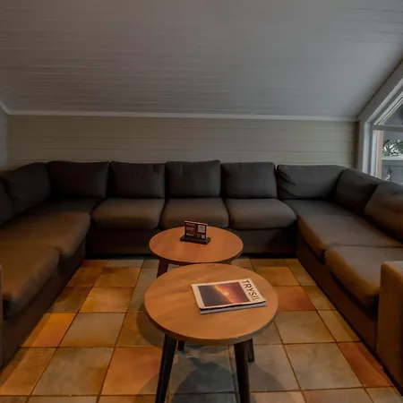 Bakkebyvegen 15b 別荘